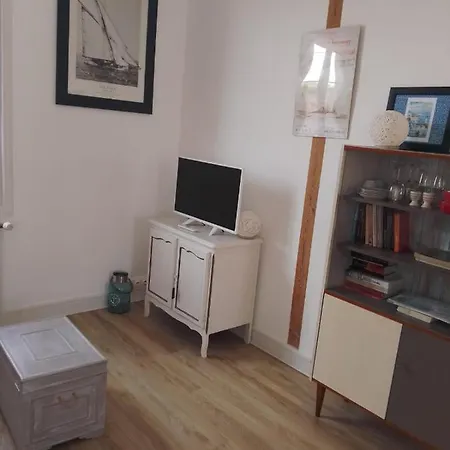 A Pied - Grand Lumineux - Menage Et Linge Non Compris Le Pouliguen